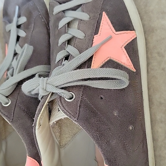 Golden Goose Superstar size 39, Excellent condition grey suede/pink (No heel) - Picture 13 of 16